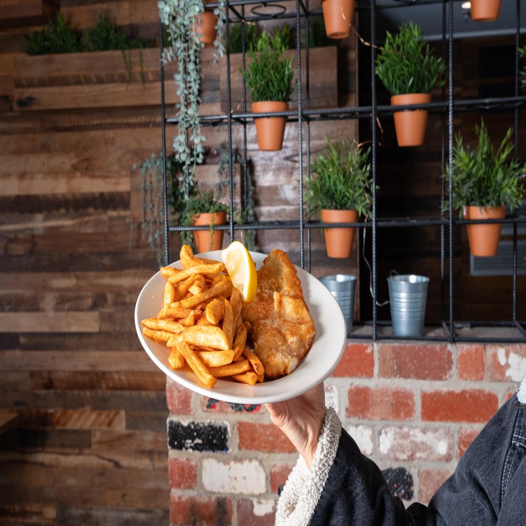 Schnitz Schnitzel and Chips